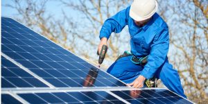 Installation Maintenance Panneaux Solaires Photovoltaïques à Brézé